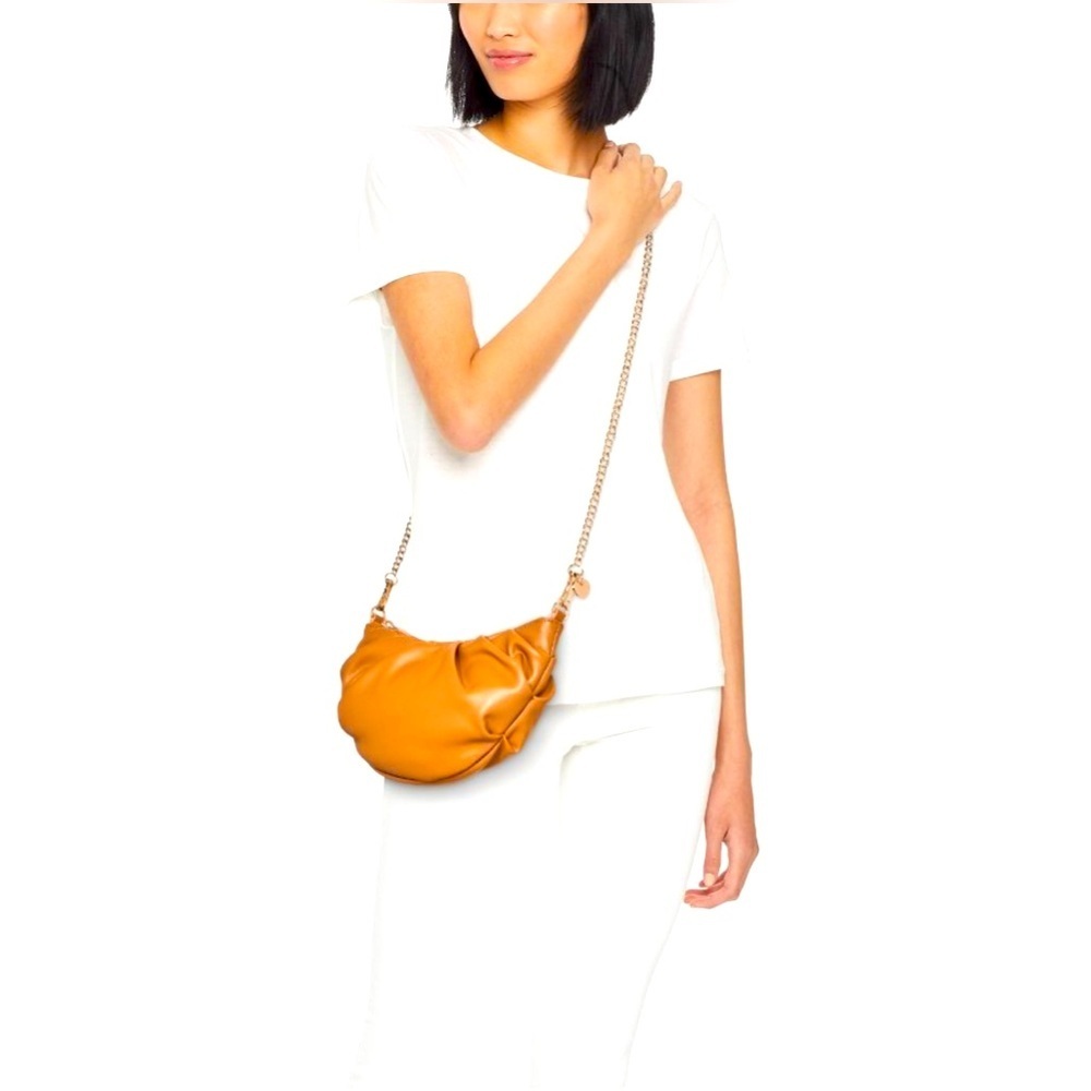 NWT A New Day brown vegan leather crossbody w/gold chain/1 interior zip pocket